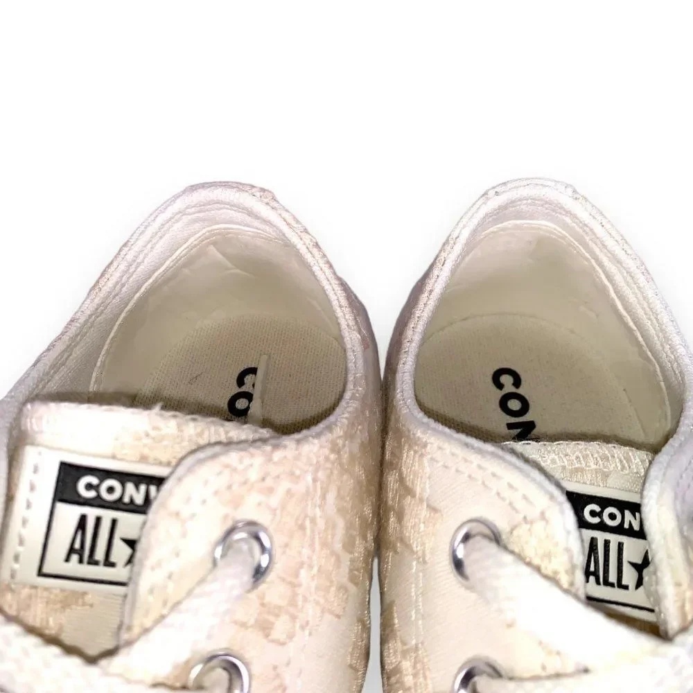 Converse Chuck Taylor All Star Lift Platform Tonal Embroidery A02225C Women's 8.